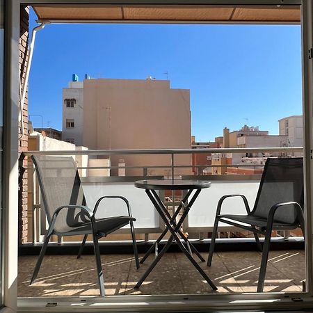 אלמריה Playa Calle California, Parking מראה חיצוני תמונה